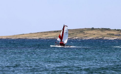 XCAT SAIL lightweight sailing catamaran only 75 kg