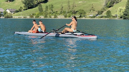 Family fun with RowVista® high-tech forward rowing on iCOASTER 18